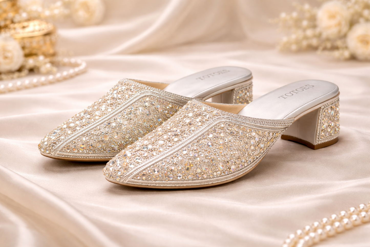 TOTOES Royale Crystal Mules