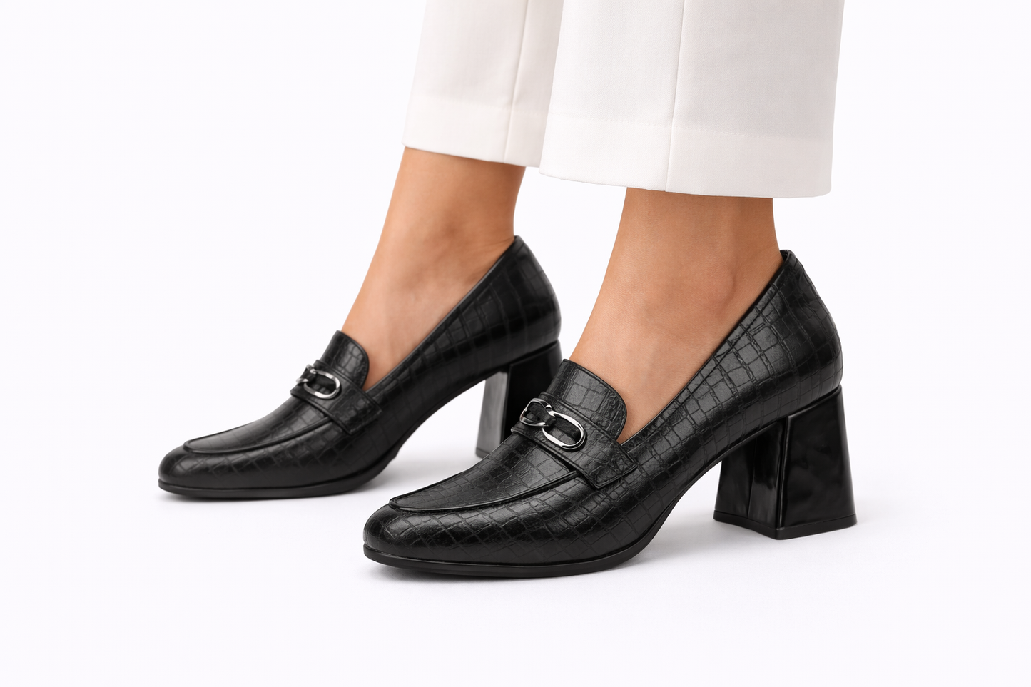 TOTOES Women’s Black Croc Textured Block Heel