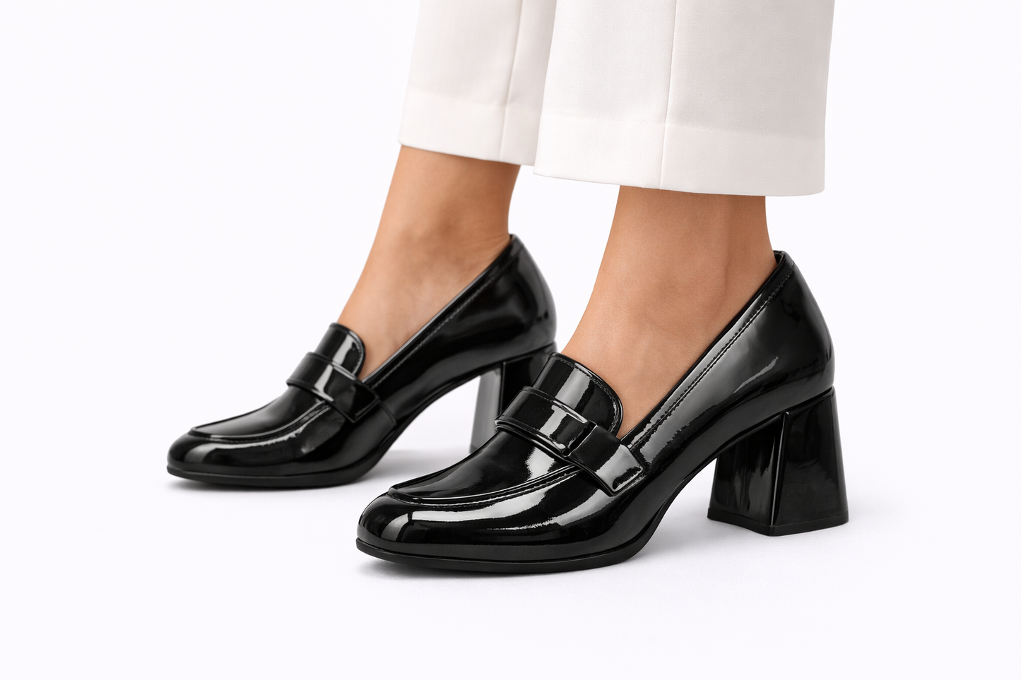 TOTOES Women’s Black Patent Block Heel