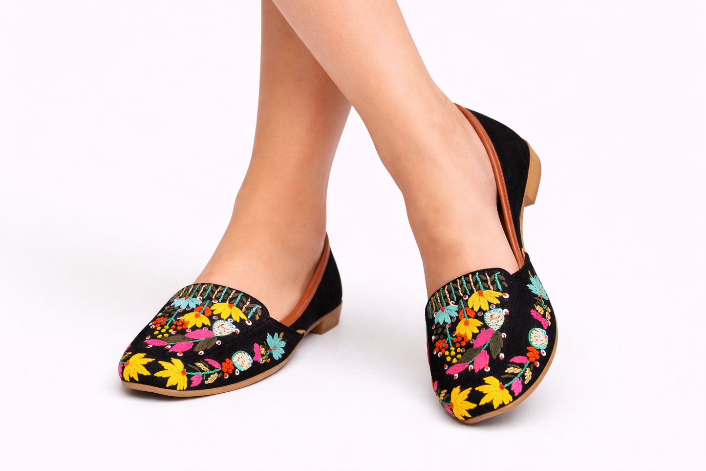 TOTOES Rangrez Bloom Jutti